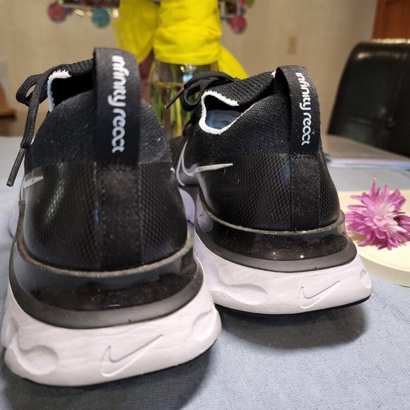 Nike React Infinity Run Flyknit 3 Men's Road Running Shoes Size 9 - Picture 5 of 5